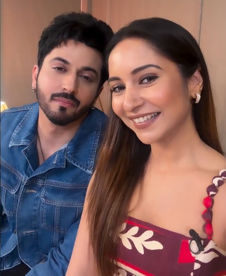 Dheeraj Dhoopar’s wife Vinny recalls their first meeting as they celebrate 17 years of togetherness Dheeraj Dhoopar’s wife Vinny recalls their first meeting as they celebrate 17 years of togetherness