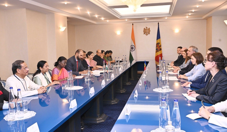 President Murmu, Moldovan counterpart Sandu discuss ways to deepen cooperation President Murmu, Moldovan counterpart Sandu discuss ways to deepen cooperation