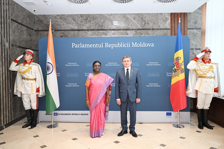 President Murmu meets Moldova Parliament Speaker, Parliamentary Friendship Group members President Murmu meets Moldova Parliament Speaker, Parliamentary Friendship Group members