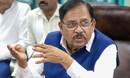 कर्नाटक के उपमुख्यमंत्री ने दलित संघर्ष समिति संग की बैठक, 20 से अधिक मुद्दों पर हुई चर्चा कर्नाटक के उपमुख्यमंत्री ने दलित संघर्ष समिति संग की बैठक, 20 से अधिक मुद्दों पर हुई चर्चा