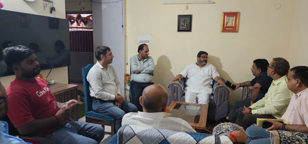 बिहार बांकीपुर उपचुनाव में भाजपा का माइक्रो मैनेजमेंट, छोटी बैठकों से साधे जा रहे समीकरण बिहार बांकीपुर उपचुनाव में भाजपा का माइक्रो मैनेजमेंट, छोटी बैठकों से साधे जा रहे समीकरण
