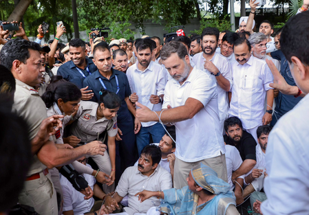 राहुल गांधी का बात से मुकर जाना दुर्भाग्यपूर्ण, संसद में चर्चा की मांग माने जाने के बाद बदला विचार जितेंद्र सिंह राहुल गांधी का बात से मुकर जाना दुर्भाग्यपूर्ण, संसद में चर्चा की मांग माने जाने के बाद बदला विचार जितेंद्र सिंह