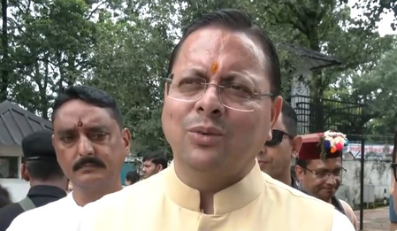 छात्रों को आगे करके राजनीति कर रहा है विपक्ष सीएम पुष्कर धामी छात्रों को आगे करके राजनीति कर रहा है विपक्ष सीएम पुष्कर धामी