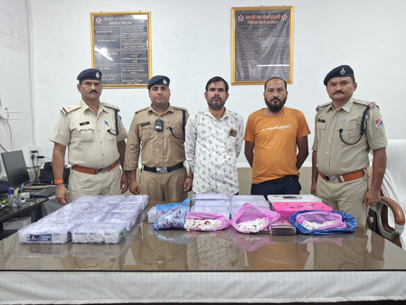 भोपाल इटारसी में 44 लाख रुपए के चांदी के आभूषणों के साथ दो युवक हिरासत में भोपाल इटारसी में 44 लाख रुपए के चांदी के आभूषणों के साथ दो युवक हिरासत में