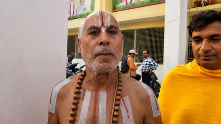 अयोध्या में संतों की बैठक रामलला मंदिर की व्यवस्था, धार्मिक समिति के गठन पर बनी सहमति अयोध्या में संतों की बैठक रामलला मंदिर की व्यवस्था, धार्मिक समिति के गठन पर बनी सहमति