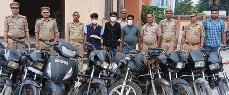 Noida police bust vehicle theft gang, recover 10 two-wheelers Noida police bust vehicle theft gang, recover 10 two-wheelers