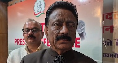 सोनम वांगचुक के अनशन खत्म होने पर कांग्रेस का तंज, छात्रों की मांग अब भी बरकरार सोनम वांगचुक के अनशन खत्म होने पर कांग्रेस का तंज, छात्रों की मांग अब भी बरकरार