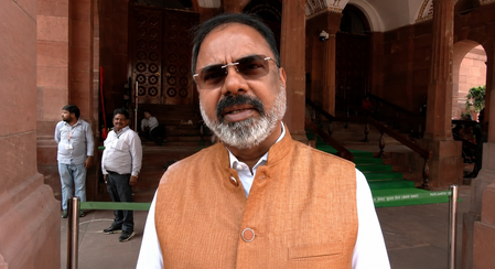 नीट पेपर लीक के बाद पहली बार इतनी जल्दी री-एग्जाम और दोषियों पर कार्रवाई कृष्णा प्रसाद टेनेटी नीट पेपर लीक के बाद पहली बार इतनी जल्दी री-एग्जाम और दोषियों पर कार्रवाई कृष्णा प्रसाद टेनेटी