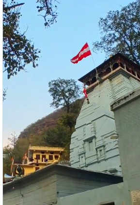 उत्तराखंड के सीएम ने बताया देवप्रयाग के उस मंदिर का आध्यात्मिक महत्व, जहां प्रभु राम ने की थी तपस्या उत्तराखंड के सीएम ने बताया देवप्रयाग के उस मंदिर का आध्यात्मिक महत्व, जहां प्रभु राम ने की थी तपस्या