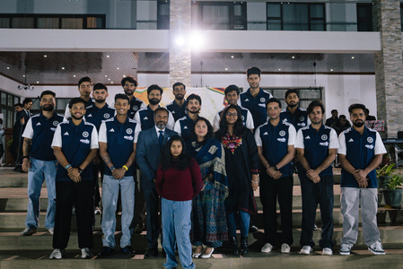 Shreyas Iyer and Co visit Indian Ambassador to Zimbabwe ahead of second T20I Shreyas Iyer and Co visit Indian Ambassador to Zimbabwe ahead of second T20I