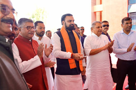 पटना में ऑर्थोपेडिक सुपर स्पेशियलिटी अस्पताल का उद्घाटन, सीएम बोले- अब बेहतर इलाज के लिए बाहर नहीं जाना पड़ेगा पटना में ऑर्थोपेडिक सुपर स्पेशियलिटी अस्पताल का उद्घाटन, सीएम बोले- अब बेहतर इलाज के लिए बाहर नहीं जाना पड़ेगा