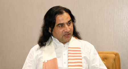 समान शिक्षा और चिकित्सा हर नागरिक का अधिकार, पेपर लीक पर सख्त कानून जरूरी  देवकीनंदन ठाकुर