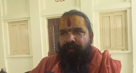 कांवड़ यात्रा में पहचान छिपाकर प्रसाद बांटने वालों पर कार्रवाई हो महामंडलेश्वर रामगोपाल दास