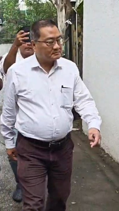 जेपीएससी घोटाला पूर्व अध्यक्ष एल खियांग्ते से दूसरे दिन भी सीआईडी की पूछताछ, विदेश यात्राओं पर सवाल, पासपोर्ट जब्त