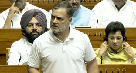 राहुल गांधी के पैलेट गन वाले आरोप पर लोकसभा में हंगामा, कार्यवाही स्थगित