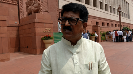 राहुल गांधी के बयान पर लोकसभा में हंगामा, दिल्ली पुलिस की कार्रवाई पर विपक्ष ने मांगा जवाब राहुल गांधी के बयान पर लोकसभा में हंगामा, दिल्ली पुलिस की कार्रवाई पर विपक्ष ने मांगा जवाब
