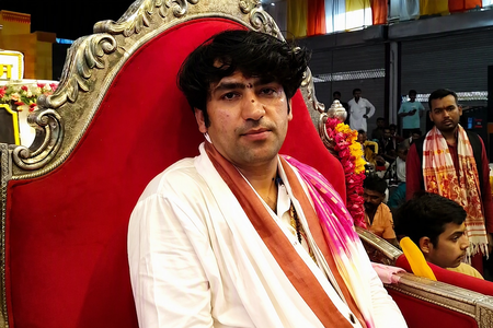 बागेश्वर धाम में 365 बेटियों के विवाह का संकल्प, आठ महावीर शिलाओं का अनावरण बागेश्वर धाम में 365 बेटियों के विवाह का संकल्प, आठ महावीर शिलाओं का अनावरण