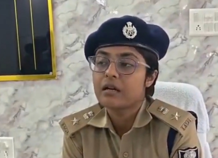 बिहार पत्नी के अवैध संबंध में दिव्यांग पति की गई जान, गया पुलिस ने छह घंटे में सुलझाया हत्याकांड बिहार पत्नी के अवैध संबंध में दिव्यांग पति की गई जान, गया पुलिस ने छह घंटे में सुलझाया हत्याकांड