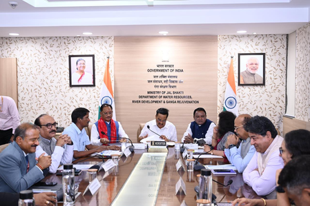 महानदी विवाद नहीं, छत्तीसगढ़-ओडिशा की साझा समृद्धि का आधार बने सीएम विष्णुदेव साय महानदी विवाद नहीं, छत्तीसगढ़-ओडिशा की साझा समृद्धि का आधार बने सीएम विष्णुदेव साय