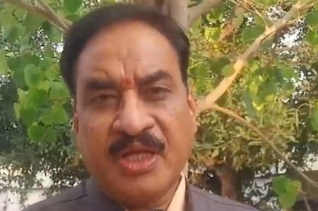 ताहिर हुसैन का घर बना था हिंसा का अड्डा, उम्रकैद की सजा पर विश्व हिंदू परिषद का बयान ताहिर हुसैन का घर बना था हिंसा का अड्डा, उम्रकैद की सजा पर विश्व हिंदू परिषद का बयान