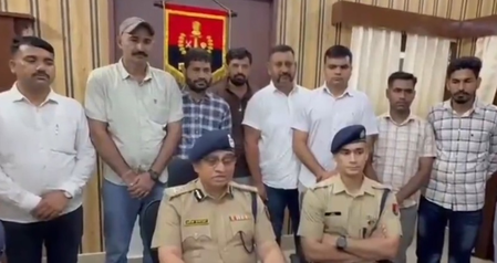बीकानेर भारत-पाक सीमा के पास 50 करोड़ रुपए की हेरोइन और 11 विदेशी हथियार बरामद