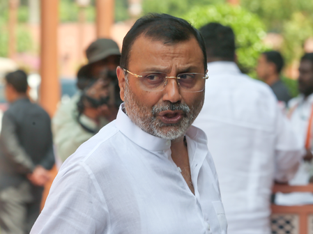 370 हटाने के लिए 1952 से संघर्ष कर रही थी भाजपा निशिकांत दुबे 370 हटाने के लिए 1952 से संघर्ष कर रही थी भाजपा निशिकांत दुबे