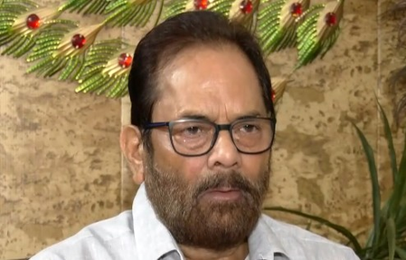 राहुल गांधी के द्वारा छात्रों की आवाज के नाम पर छात्र-प्रपंच का खेल खेला जा रहा है मुख्तार अब्बास नकवी