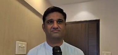 मेटा विवाद पर साइबर एक्सपर्ट रितेश भाटिया बोले- सिर्फ माफी नहीं, जवाबदेही भी जरूरी मेटा विवाद पर साइबर एक्सपर्ट रितेश भाटिया बोले- सिर्फ माफी नहीं, जवाबदेही भी जरूरी
