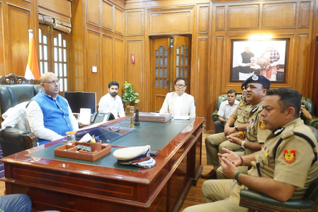 दिल्ली विधानसभा स्पीकर ने मानसून सत्र से पहले सुरक्षा व्यवस्था का लिया जायजा दिल्ली विधानसभा स्पीकर ने मानसून सत्र से पहले सुरक्षा व्यवस्था का लिया जायजा