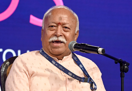 जेन-जी देशविरोधी नहीं, उनकी शिकायतें वास्तविक, छात्र आंदोलनों पर बोले आरएसएस प्रमुख मोहन भागवत जेन-जी देशविरोधी नहीं, उनकी शिकायतें वास्तविक, छात्र आंदोलनों पर बोले आरएसएस प्रमुख मोहन भागवत