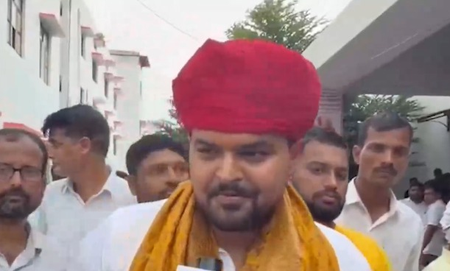 बृजभूषण शरण सिंह के समर्थन में उमड़ी भीड़ जनता के विश्वास का प्रतीक प्रतीक भूषण सिंह बृजभूषण शरण सिंह के समर्थन में उमड़ी भीड़ जनता के विश्वास का प्रतीक प्रतीक भूषण सिंह