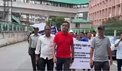 मेघालय विपक्षी दल ने प्रमुख सार्वजनिक मुद्दों पर कार्रवाई की मांग को लेकर निकाला मार्च
