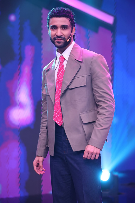 Raghav Juyal recalls staying at Geeta Kapur's studio during reality show days, reveals seeking advice after 'Kill' audition Raghav Juyal recalls staying at Geeta Kapur's studio during reality show days, reveals seeking advice after 'Kill' audition