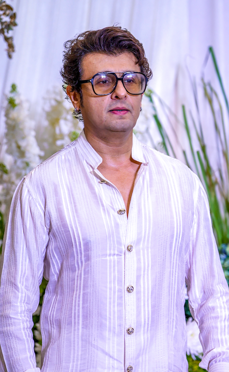 Sonu Nigam reveals, 'I met Jermaine Jackson by chance'