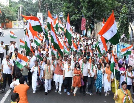 हर घर तिरंगा अभियान के तहत रांची में मोरहाबादी से अल्बर्ट एक्का चौक तक निकाला मार्च हर घर तिरंगा अभियान के तहत रांची में मोरहाबादी से अल्बर्ट एक्का चौक तक निकाला मार्च
