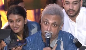 रांची में छात्रों से मिले पीयूष मिश्रा, बोले-सरकार को राज्य चलाना है, उम्मीद है जल्द सुलझेगा मामला रांची में छात्रों से मिले पीयूष मिश्रा, बोले-सरकार को राज्य चलाना है, उम्मीद है जल्द सुलझेगा मामला