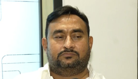 राहुल गांधी को झारखंड में पेपर लीक के खिलाफ प्रदर्शन कर रहे छात्रों से भी हमदर्दी होनी चाहिए भोला सिंह राहुल गांधी को झारखंड में पेपर लीक के खिलाफ प्रदर्शन कर रहे छात्रों से भी हमदर्दी होनी चाहिए भोला सिंह