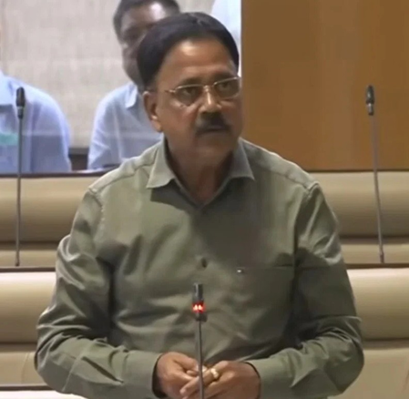 झारखंड विधानसभा में सरकार का दावा, 98 फीसदी मांगें मानीं, मंत्री बोले-भाजपा ने हाईजैक किया आंदोलन झारखंड विधानसभा में सरकार का दावा, 98 फीसदी मांगें मानीं, मंत्री बोले-भाजपा ने हाईजैक किया आंदोलन