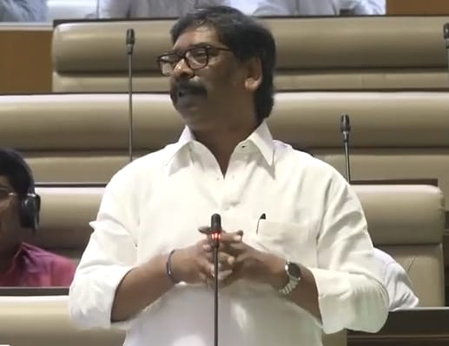विधानसभा में विपक्ष पर हमलावर हुए सीएम हेमंत, बोले-14वीं जेपीएससी पीटी और बैकलॉग परीक्षाएं रद्द करने को तैयार है सरकार विधानसभा में विपक्ष पर हमलावर हुए सीएम हेमंत, बोले-14वीं जेपीएससी पीटी और बैकलॉग परीक्षाएं रद्द करने को तैयार है सरकार