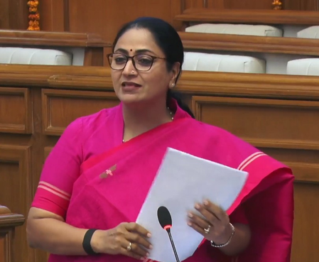 घोटाला करने में मस्त थी आप सरकार, जनता की भलाई के लिए राशि भी नहीं कर सकी खर्च सीएम रेखा गुप्ता घोटाला करने में मस्त थी आप सरकार, जनता की भलाई के लिए राशि भी नहीं कर सकी खर्च सीएम रेखा गुप्ता