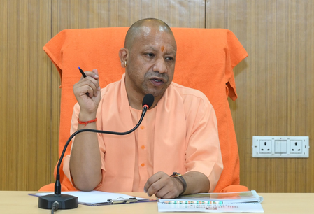 सीएम डैशबोर्ड रैंकिंग में एक बार फिर रामपुर ने मारी बाजी सीएम डैशबोर्ड रैंकिंग में एक बार फिर रामपुर ने मारी बाजी