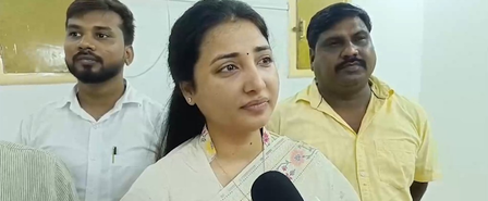 छात्रों पर हमला करने वालों का माला से स्वागत, सीजेपी और रांची प्रोटेस्ट को लेकर सपा विधायक रागिनी सोनकर का आरोप छात्रों पर हमला करने वालों का माला से स्वागत, सीजेपी और रांची प्रोटेस्ट को लेकर सपा विधायक रागिनी सोनकर का आरोप