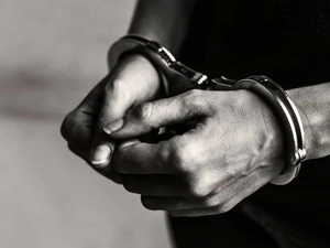 मुंबई मानखुर्द पुलिस ने एटीएम कार्ड बदलकर धोखाधड़ी करने वाले दो आरोपियों को किया गिरफ्तार मुंबई मानखुर्द पुलिस ने एटीएम कार्ड बदलकर धोखाधड़ी करने वाले दो आरोपियों को किया गिरफ्तार