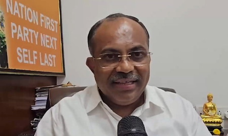 मुंबई के झुग्गी-बस्ती वाले इलाकों में साल भर होगी नालियों की सफाई गणेश कनेकर