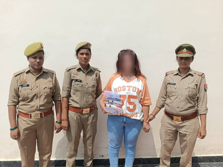 लखनऊ पुलिस की कार्रवाई, अवैध रूप से रह रही उज्बेकिस्तानी नागरिक गिरफ्तार लखनऊ पुलिस की कार्रवाई, अवैध रूप से रह रही उज्बेकिस्तानी नागरिक गिरफ्तार