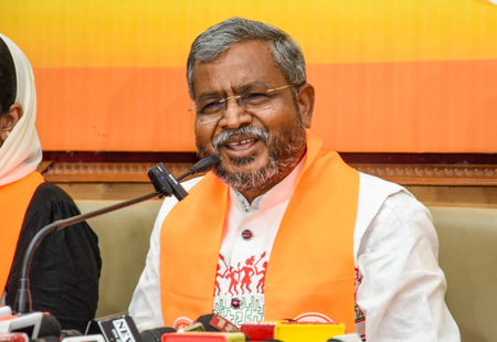 सीएजी रिपोर्ट ने हेमंत सरकार की विफलताओं की खोली पोल, पूरा राज्य वित्तीय कुप्रबंधन का शिकार बाबूलाल मरांडी सीएजी रिपोर्ट ने हेमंत सरकार की विफलताओं की खोली पोल, पूरा राज्य वित्तीय कुप्रबंधन का शिकार बाबूलाल मरांडी