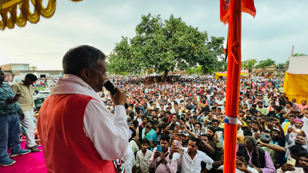 नाबालिग से दुष्कर्म और दो लड़कियों को ‘कैद’ रखे जाने पर पलामू में आक्रोश सभा, बाबूलाल मरांडी बोले- आरोपियों पर हो कार्रवाई नाबालिग से दुष्कर्म और दो लड़कियों को ‘कैद’ रखे जाने पर पलामू में आक्रोश सभा, बाबूलाल मरांडी बोले- आरोपियों पर हो कार्रवाई