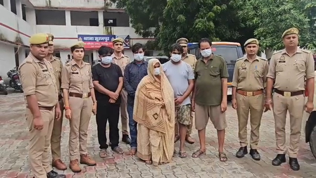 नकली सोना दिखाकर ठगी करने वाले गिरोह का पर्दाफाश, पांच गिरफ्तार नकली सोना दिखाकर ठगी करने वाले गिरोह का पर्दाफाश, पांच गिरफ्तार