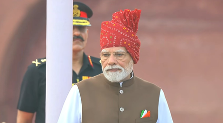 80वें स्वतंत्रता दिवस पर ऐसा रहा पीएम मोदी का पहनावा 80वें स्वतंत्रता दिवस पर ऐसा रहा पीएम मोदी का पहनावा