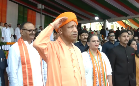 स्वतंत्रता दिवस के अवसर पर सीएम योगी समेत कई राज्य के मुख्यमंत्रियों ने दीं शुभकामनाएं स्वतंत्रता दिवस के अवसर पर सीएम योगी समेत कई राज्य के मुख्यमंत्रियों ने दीं शुभकामनाएं
